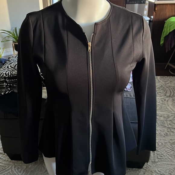 Blazerish - Picture 4 of 4